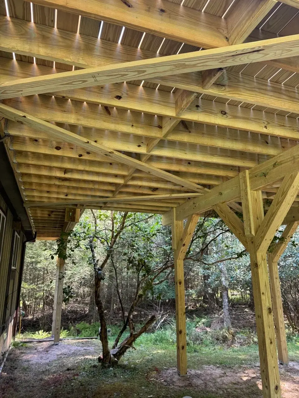 Multi-Tiered Composite Deck - Slide 3